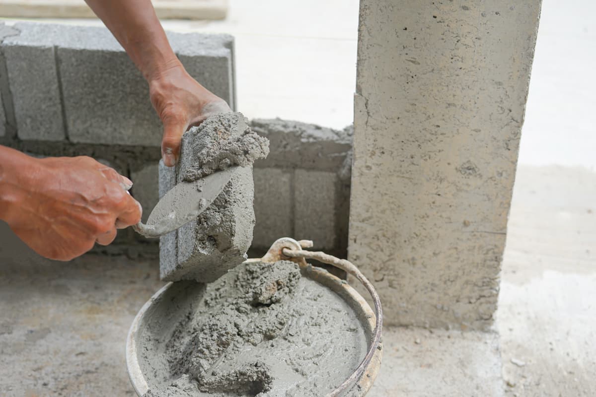 Empresa constructora, trabajos de albañilería en general